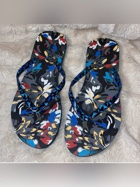 New Vera Bradley Flip Flops